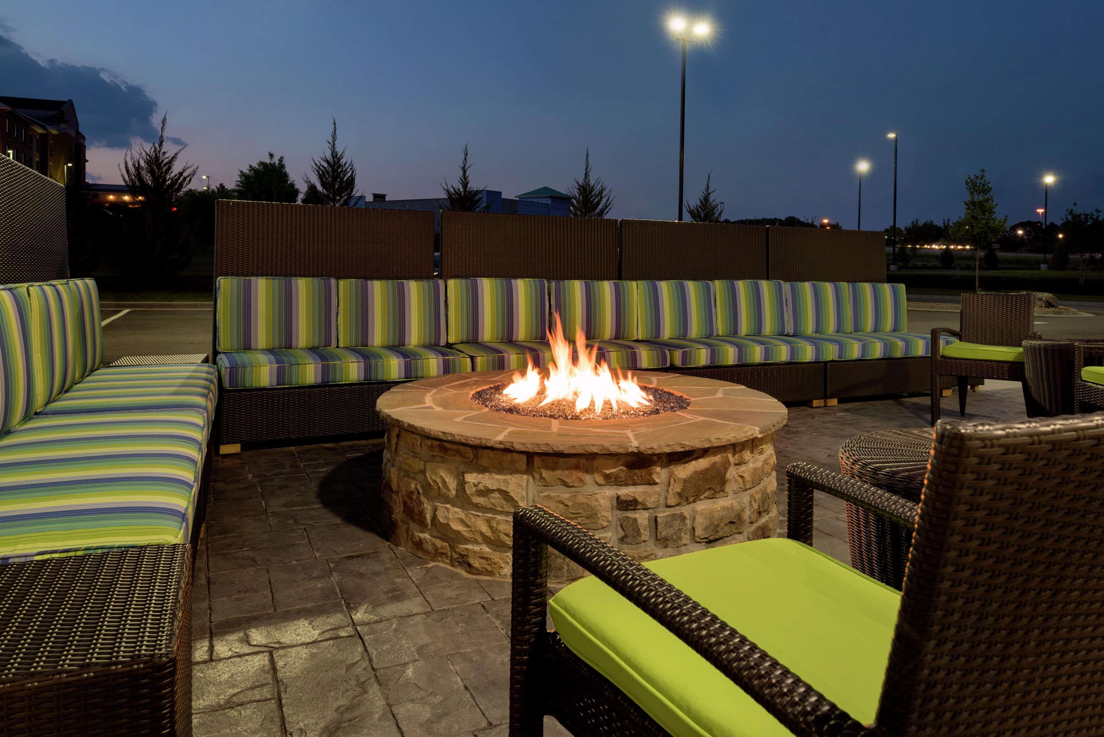 Home2 Suites By Hilton Atlanta South/Mcdonough Exterior photo